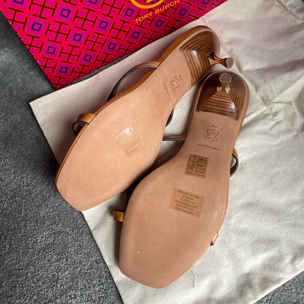 Authentic Tory Burch sandal - Picture 6 of 8